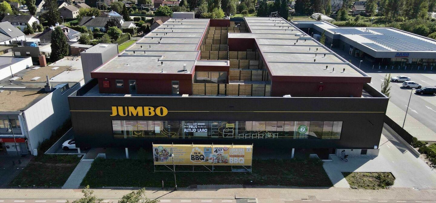 17 prachtige nieuwbouwappartementen incl autostaanplaats en berging boven Jumbo in Heusden

In de zomer van 2021 opende de Nederlandse supermarktketen Jumbo haar 5e Limburgse vestiging langs de Koolmijnlaan in Heusden. Meteen een mooie invulling op de voo