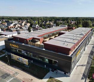 17 prachtige nieuwbouwappartementen incl autostaanplaats en berging boven Jumbo in Heusden

In de zomer van 2021 opende de Nederlandse supermarktketen Jumbo haar 5e Limburgse vestiging langs de Koolmijnlaan in Heusden. Meteen een mooie invulling op de voo