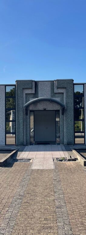 Gebouw voor gemengd gebruik te huur in Oudsbergen