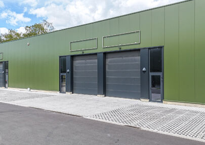 Bedrijfsgebouw te koop in Beringen