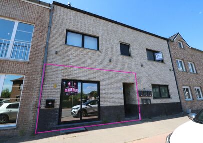 Gebouw voor gemengd gebruik te huur in Maasmechelen