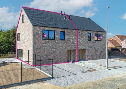 Bij ImmoFusion 7/7 “open huis” : klik op onze 3D-TOUR.
Ervaar vastgoed alsof je er zelf doorloopt!

Welkom in deze schitterende halfopen BEN-nieuwbouwwoning in Paal, voorzien van 3 slaapkamers met mogelijk tot 4 slaapkamers en grote tuin. Kopen is ver
