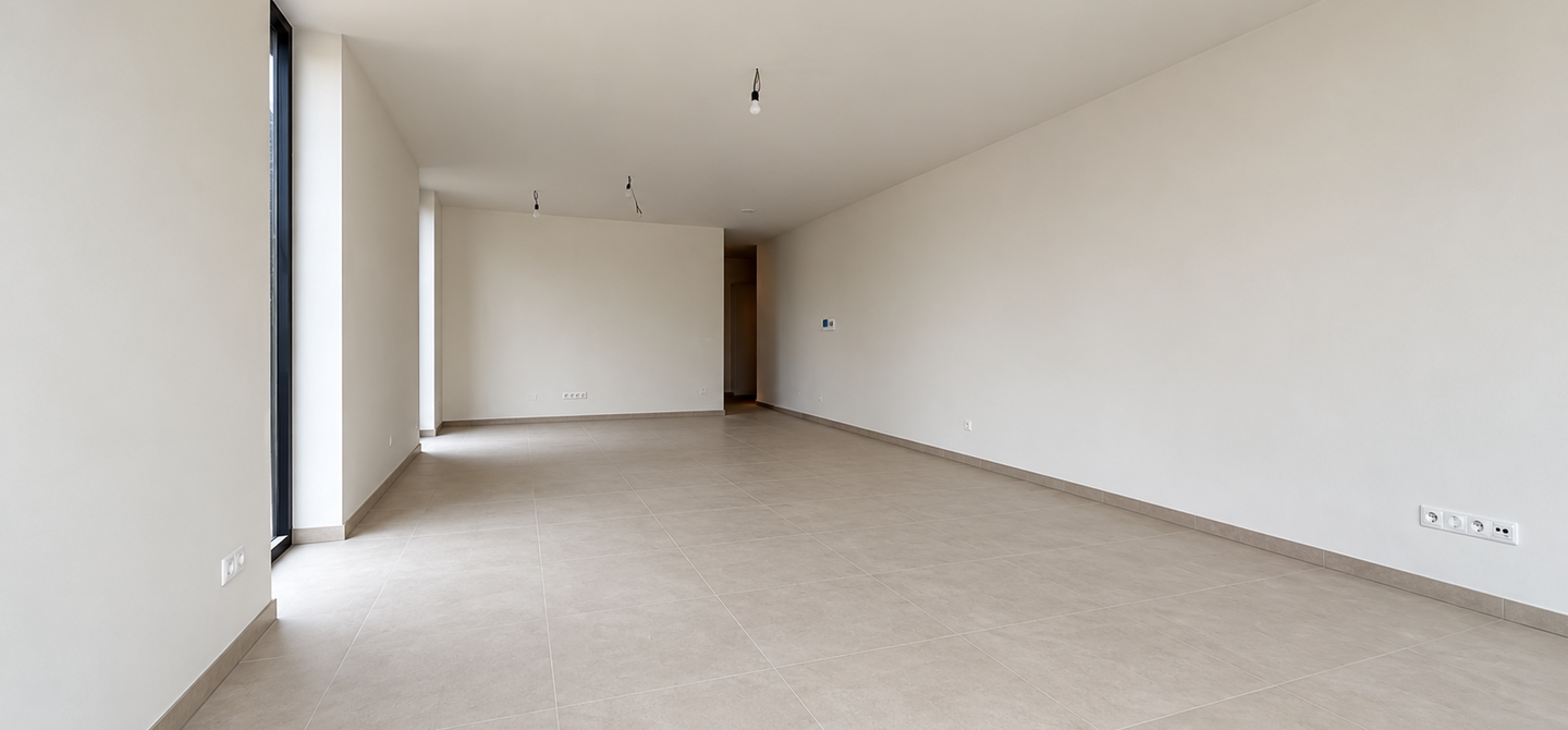 Stijlvol wonen, omringd door rust en natuur, met alle comfort van hedendaags nieuwbouw.
Stel je voor: wakker worden in een groene omgeving, genieten van je ochtendkoffie op je eigen terras en na een drukke dag helemaal tot rust komen in je eigen tuin. Da