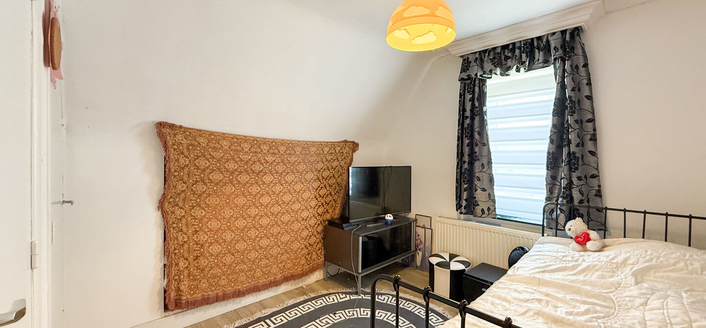 Bij ImmoFusion 7/7 “open huis”: klik op onze 3D-TOUR.
Ervaar vastgoed alsof je er zelf doorloopt!

Welkom in dit verrassend ruime en lichtrijke appartement, ideaal gelegen in Zonhoven! Met een bewoonbare oppervlakte van maar liefst 114m², 3 slaapkame