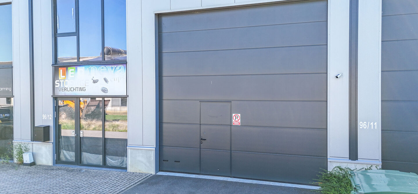 Bedrijfsgebouw te huur in Heusden-Zolder