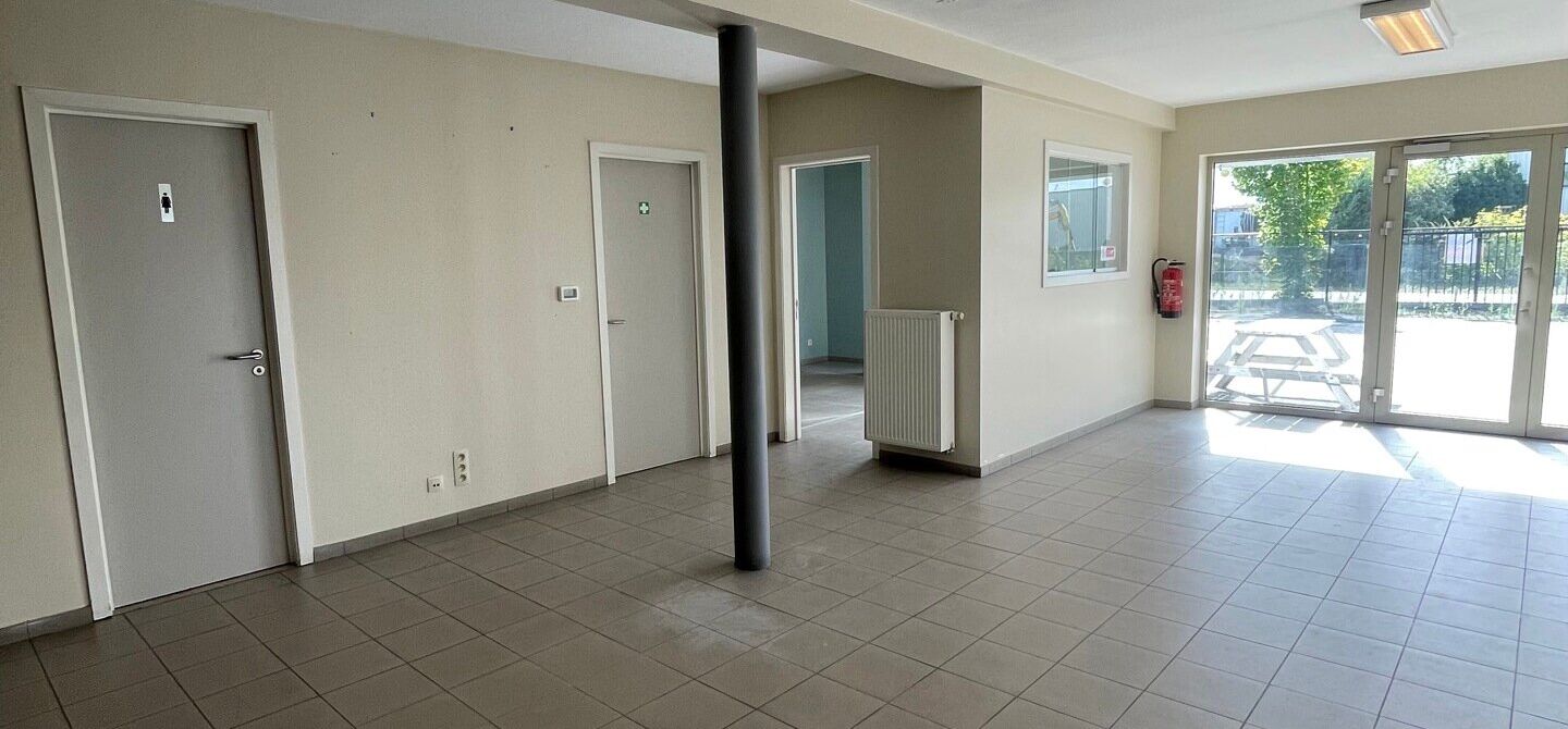 Bedrijfsgebouw te huur in Oudsbergen