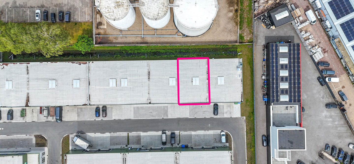 Bedrijfsgebouw te koop in Beringen