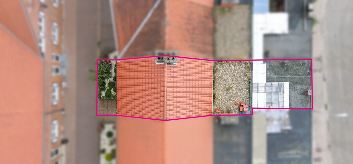 Bij ImmoFusion 7/7 “open huis” : klik op onze 3D-TOUR.
Ervaar vastgoed alsof je er zelf doorloopt!

Ben je op zoek naar een instapklare rijwoning met drie slaapkamers? Droom je van een rustige omgeving zonder het bruisende stadsleven op te geven? Dan 
