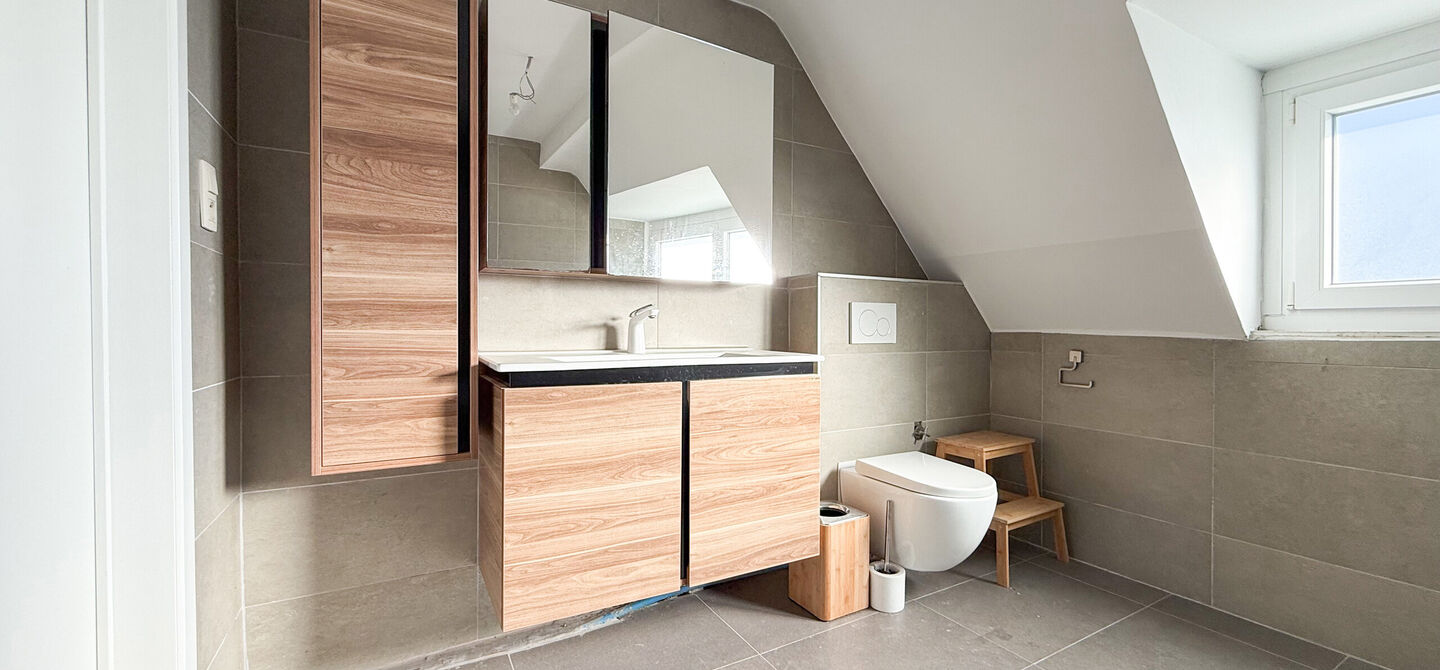 Gebouw voor gemengd gebruik te huur in Beringen