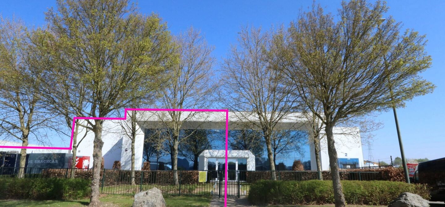 Gebouw voor gemengd gebruik te huur in Maasmechelen