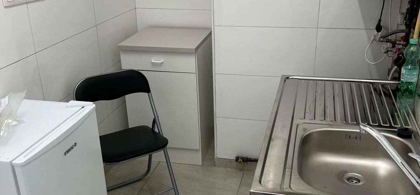Gebouw voor gemengd gebruik te huur in Maasmechelen
