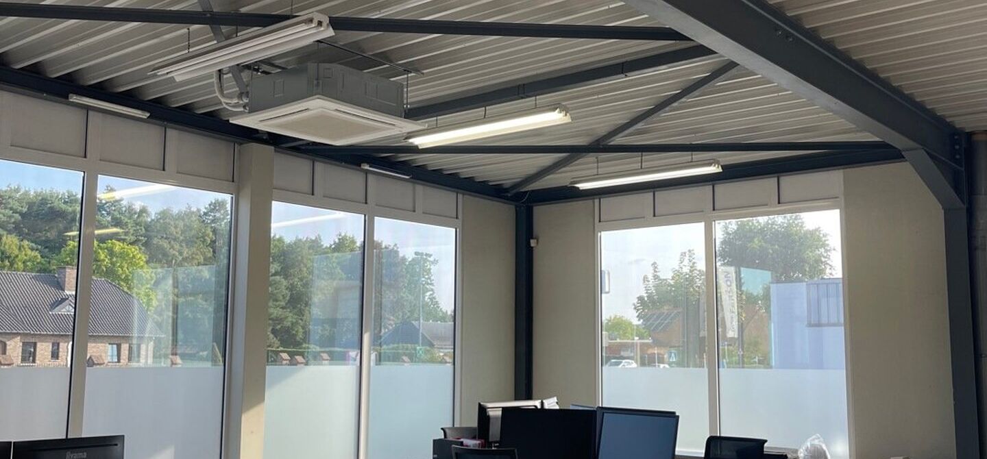 Gebouw voor gemengd gebruik te huur in Oudsbergen