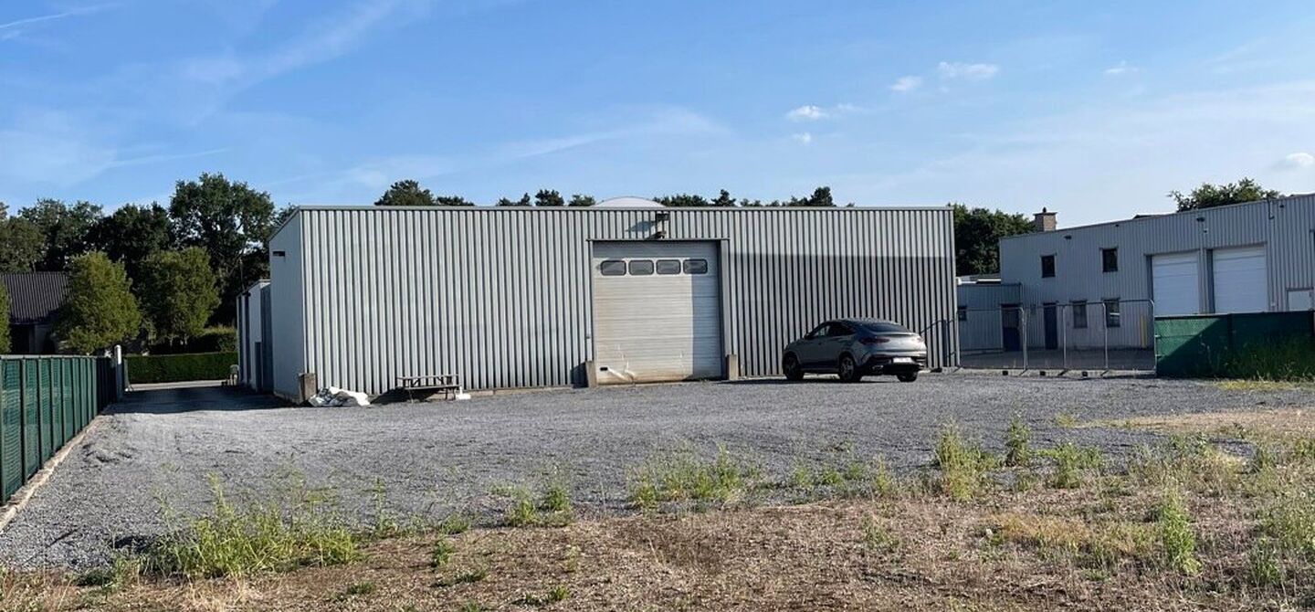 Gebouw voor gemengd gebruik te huur in Oudsbergen