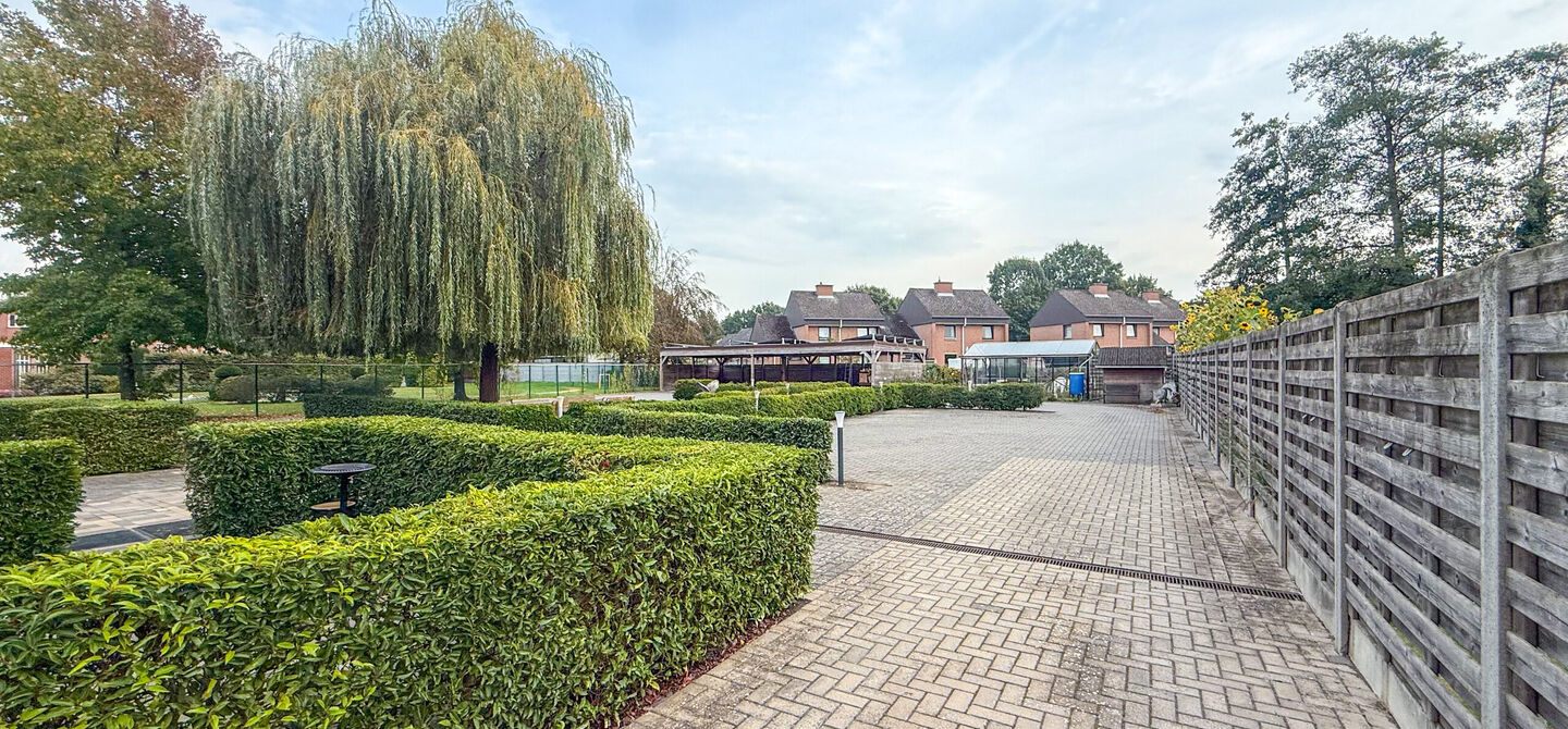Gebouw voor gemengd gebruik te koop in Beringen Paal