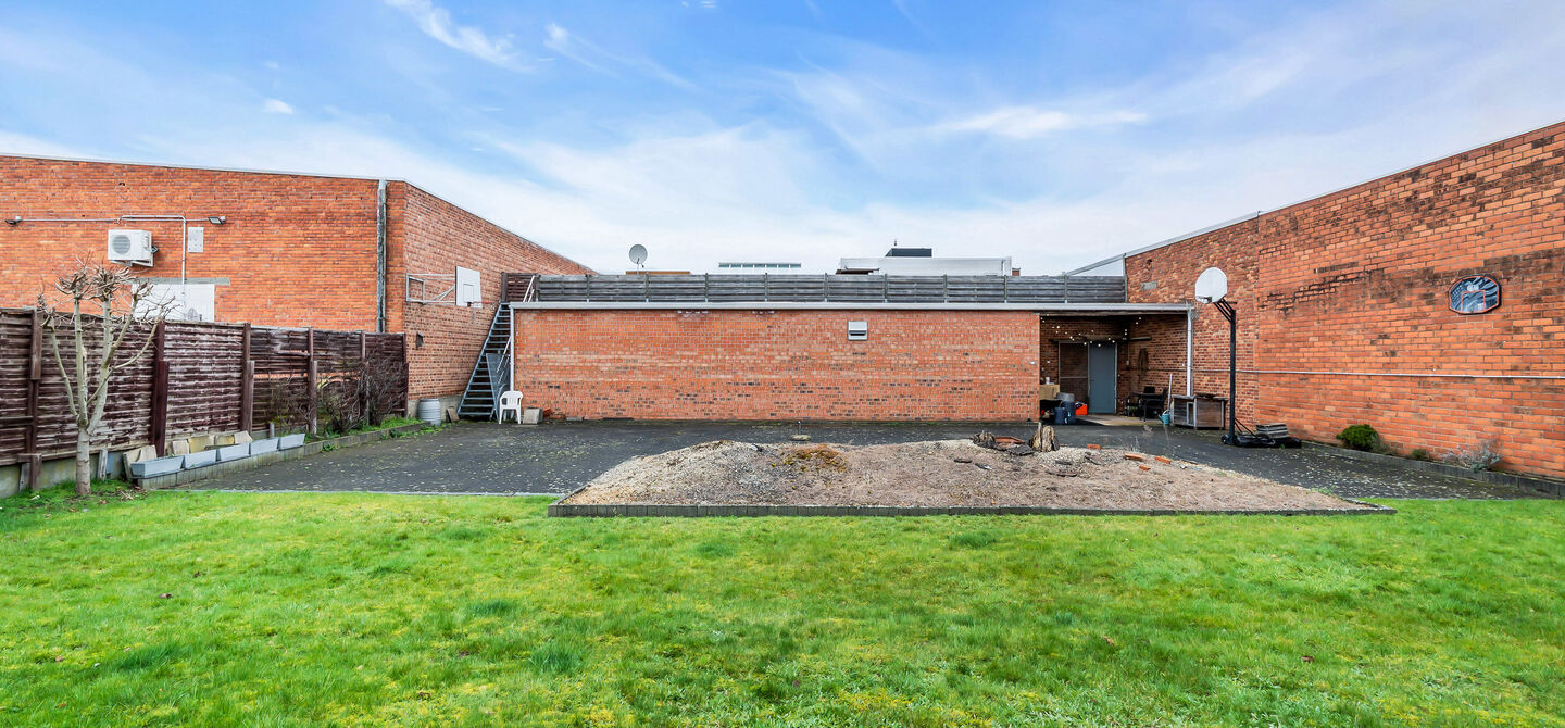 Gebouw voor gemengd gebruik te koop in Hasselt