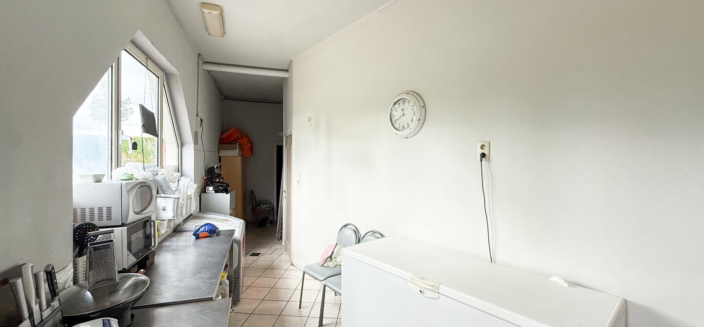 Gebouw voor gemengd gebruik te koop in Hasselt