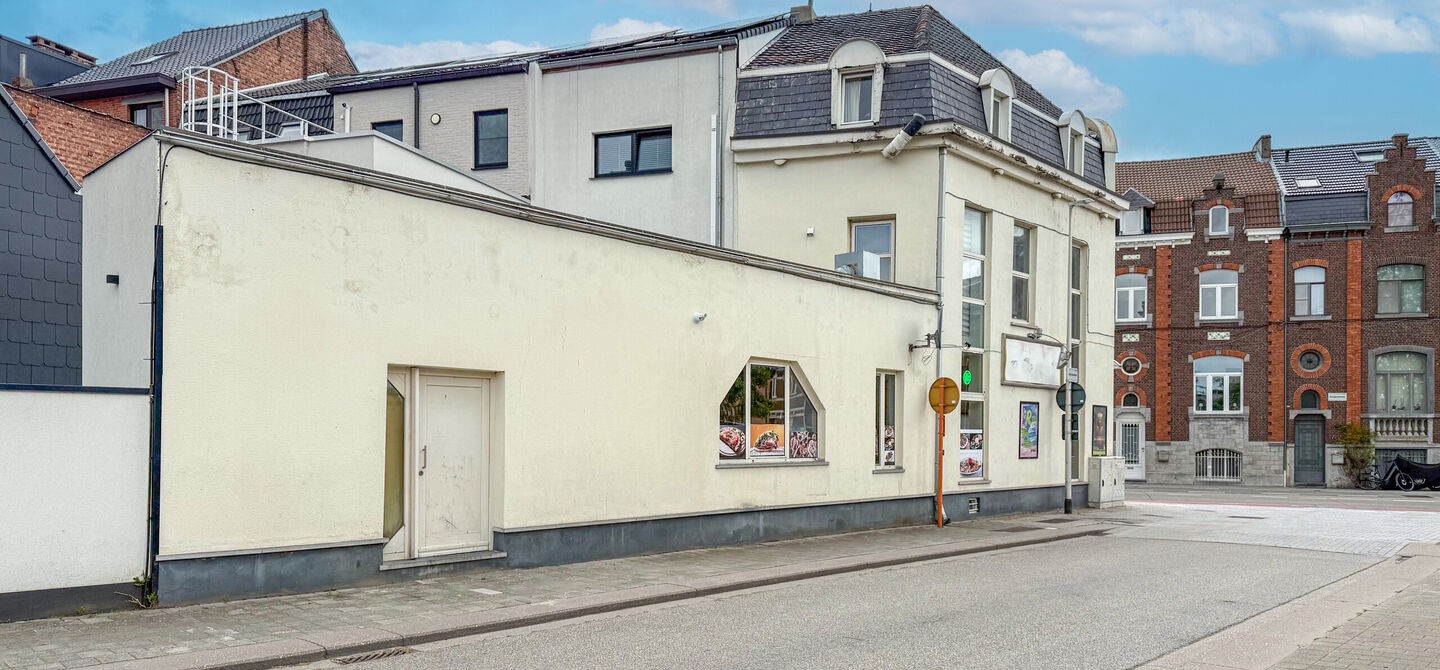 Gebouw voor gemengd gebruik te koop in Hasselt