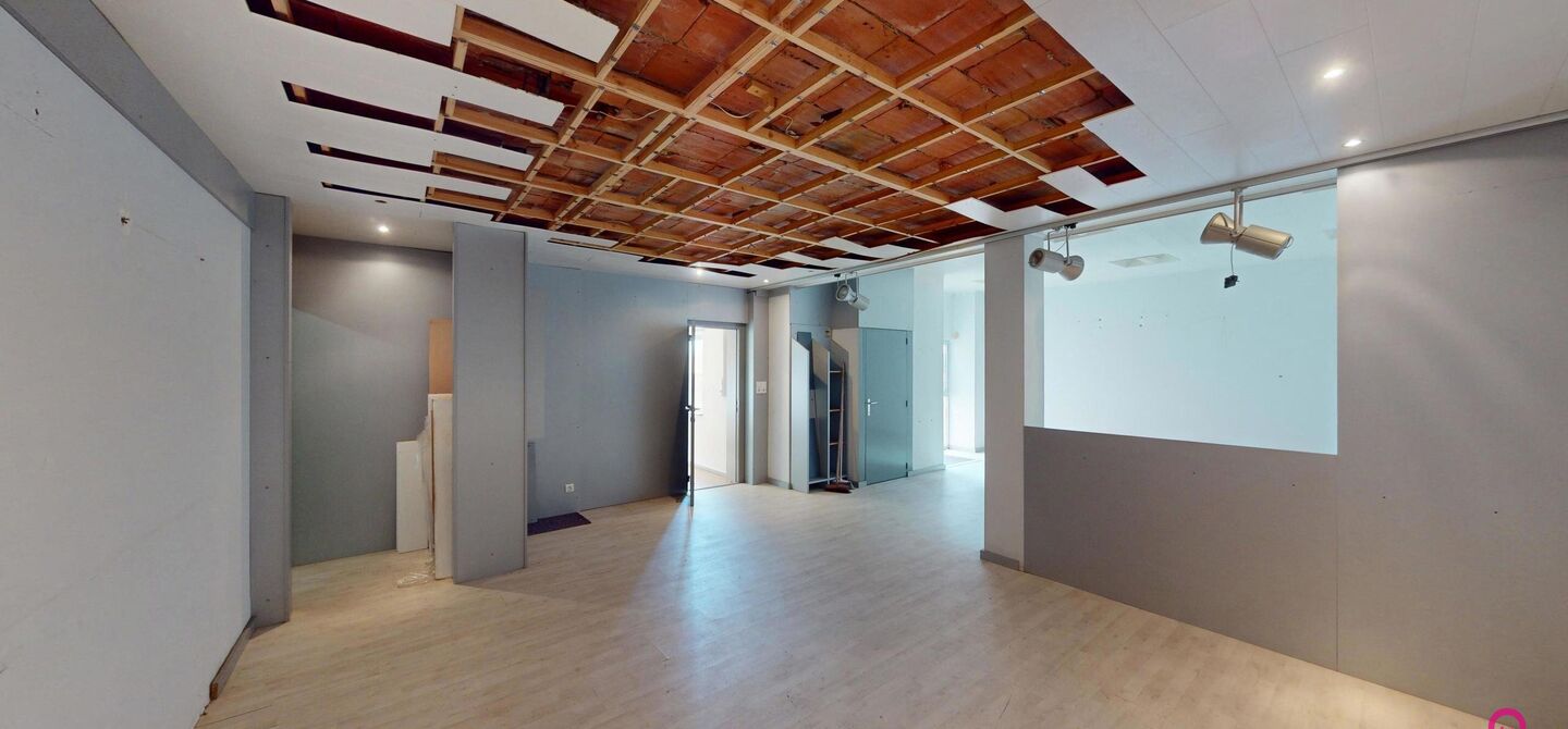 Gebouw voor gemengd gebruik te koop in Herk-de-Stad