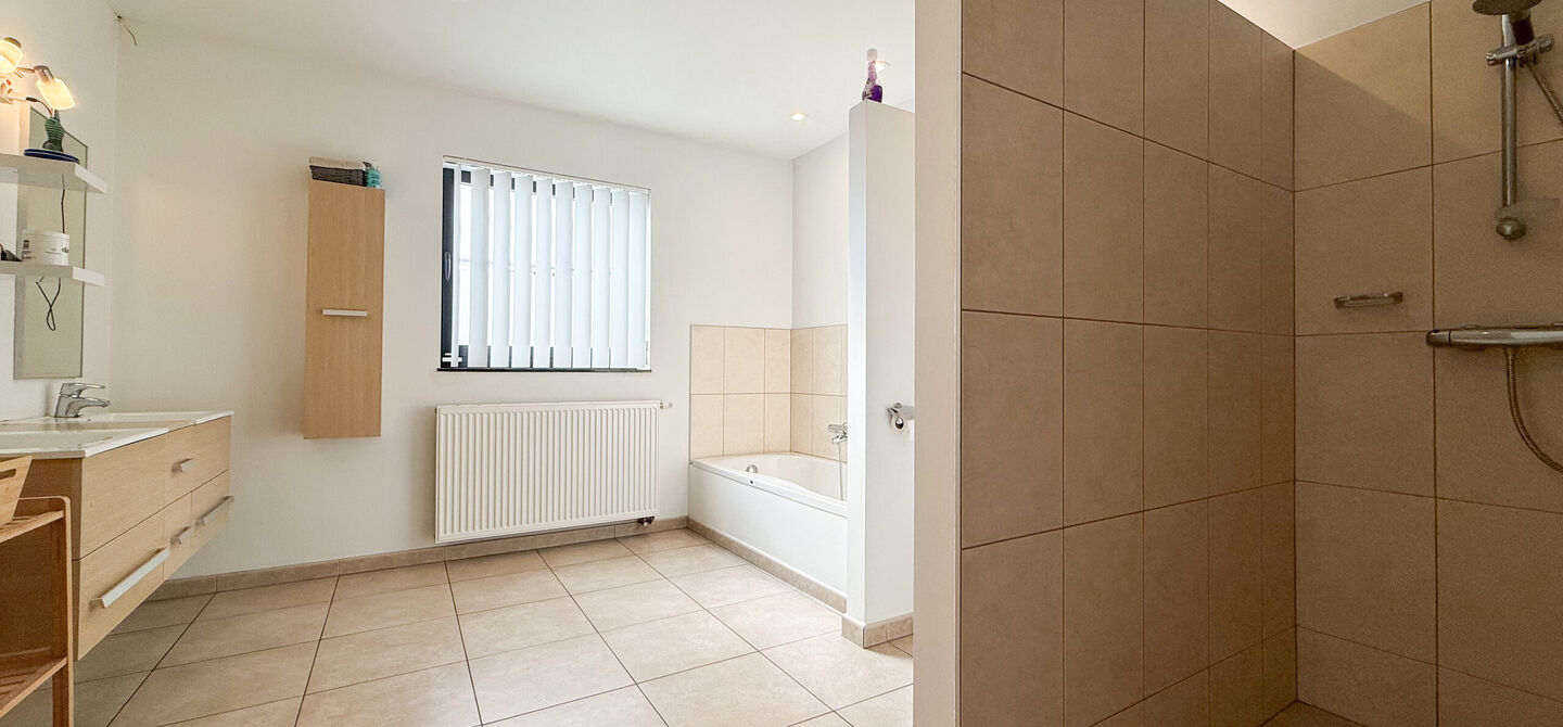 Gebouw voor gemengd gebruik te koop in Heusden-Zolder