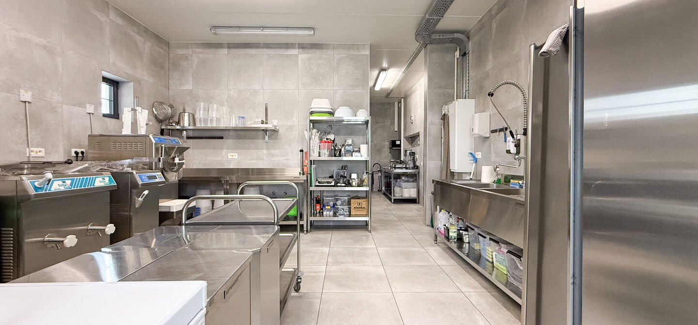 Gebouw voor gemengd gebruik te koop in Heusden-Zolder