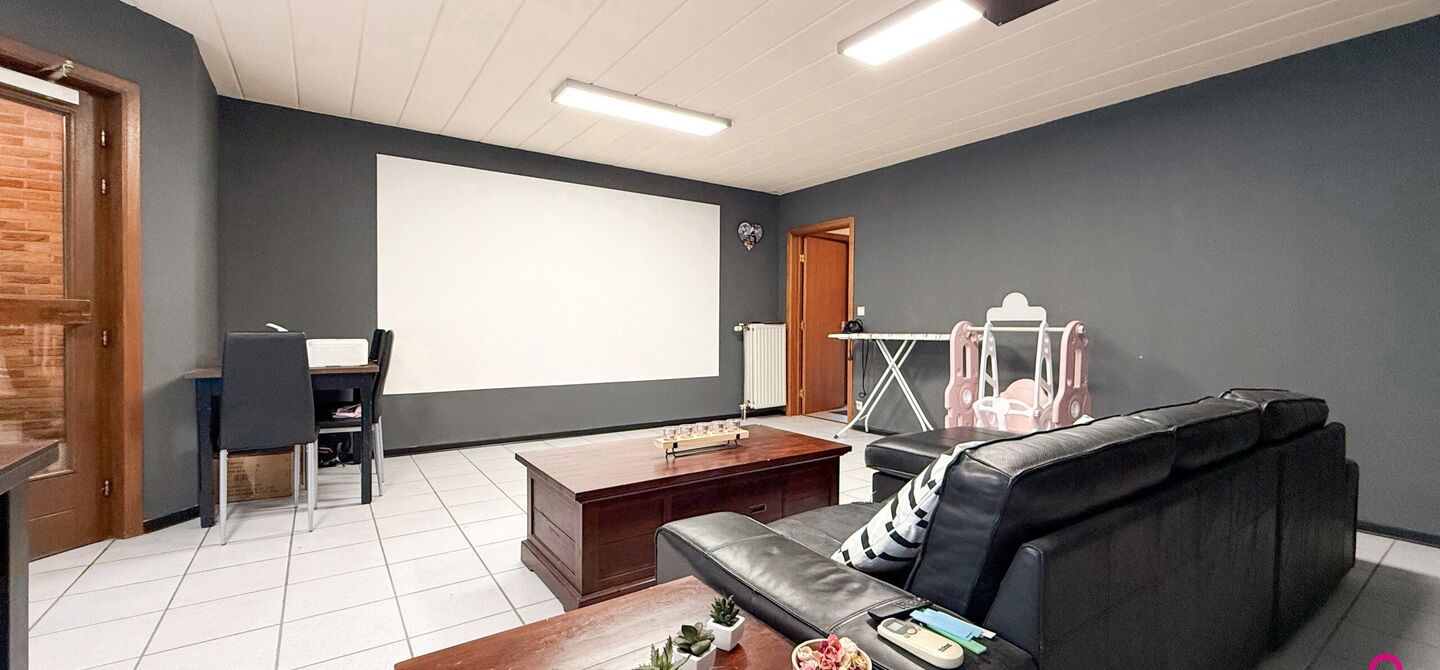 Gebouw voor gemengd gebruik te koop in Houthalen-Helchteren