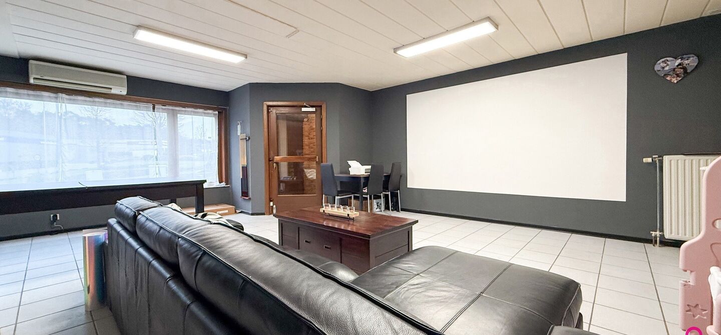 Gebouw voor gemengd gebruik te koop in Houthalen-Helchteren