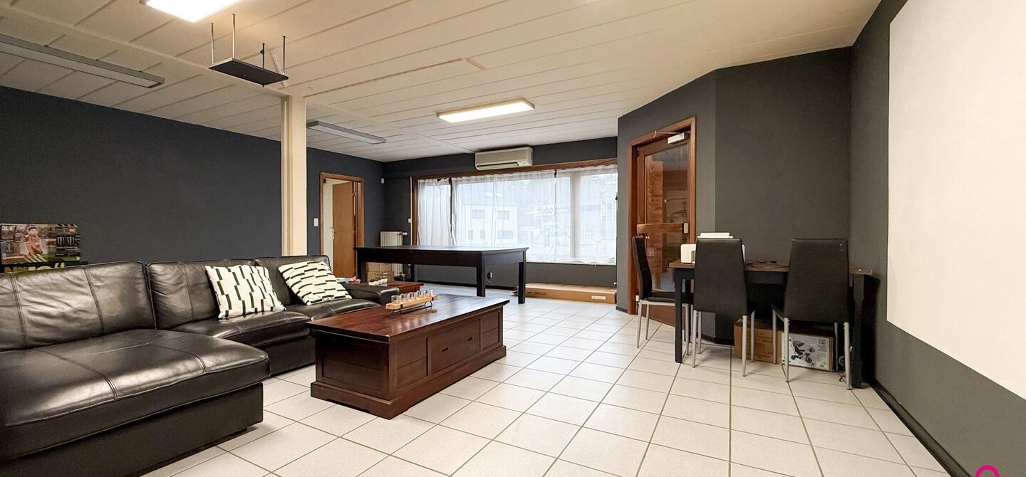 Gebouw voor gemengd gebruik te koop in Houthalen-Helchteren