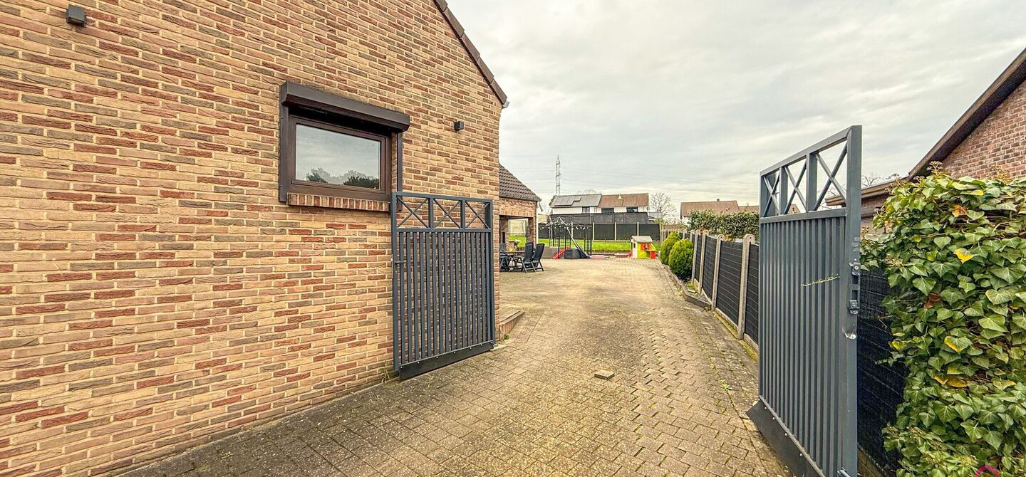 Gebouw voor gemengd gebruik te koop in Houthalen-Helchteren