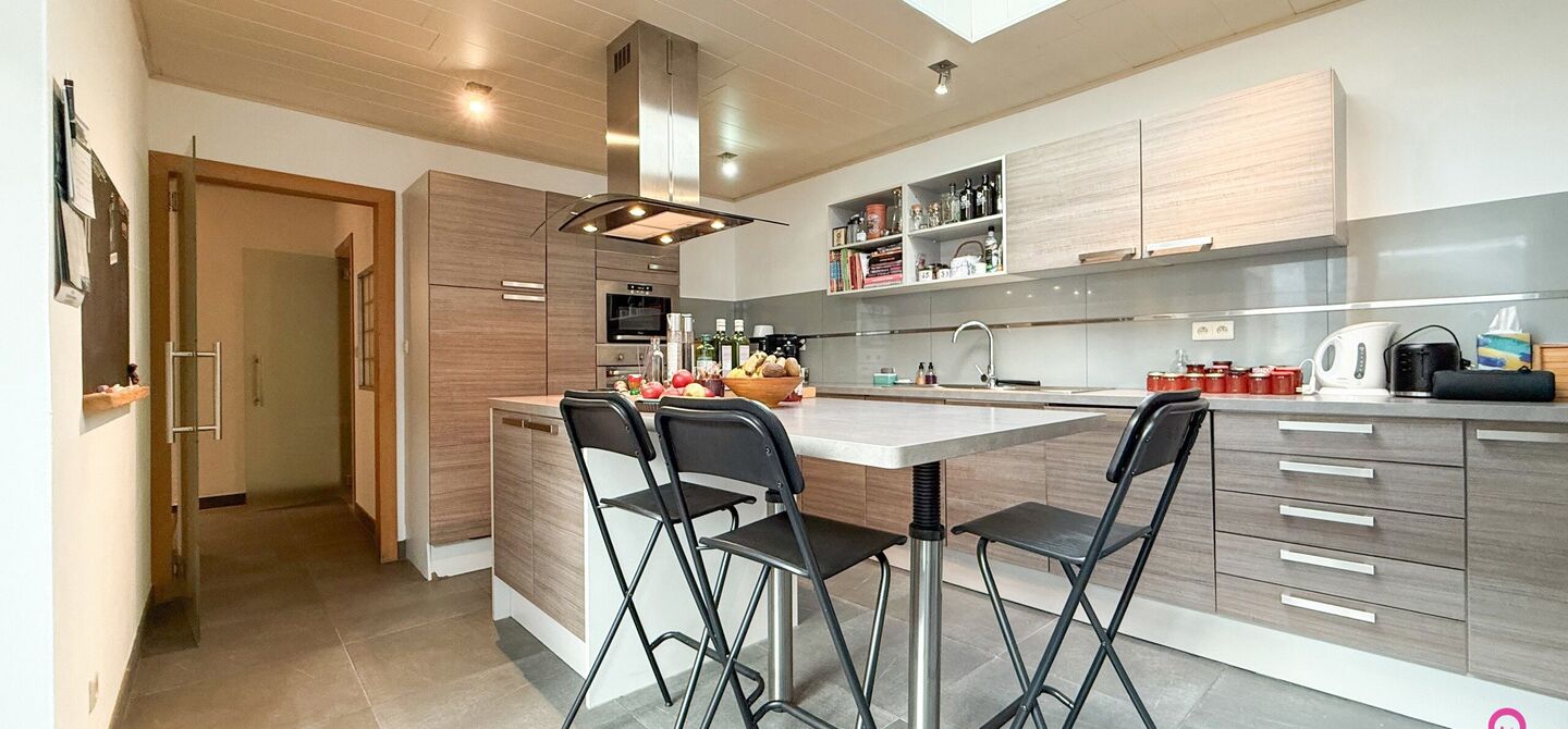 Gebouw voor gemengd gebruik te koop in Scherpenheuvel-Zichem