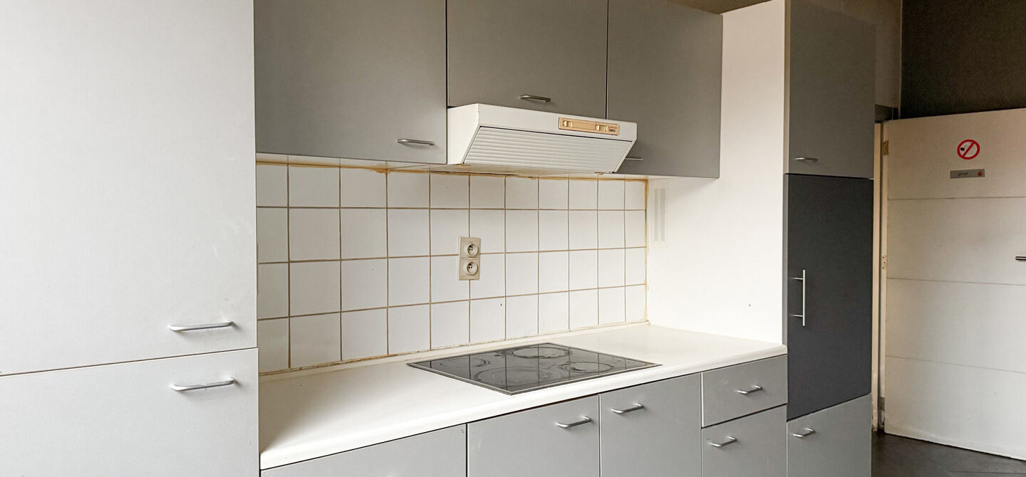 Gebouw voor gemengd gebruik te koop in Wellen