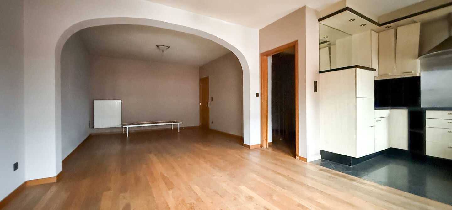 Gebouw voor gemengd gebruik te koop in Wellen