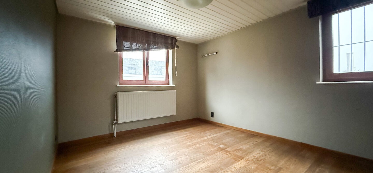 Gebouw voor gemengd gebruik te koop in Wellen