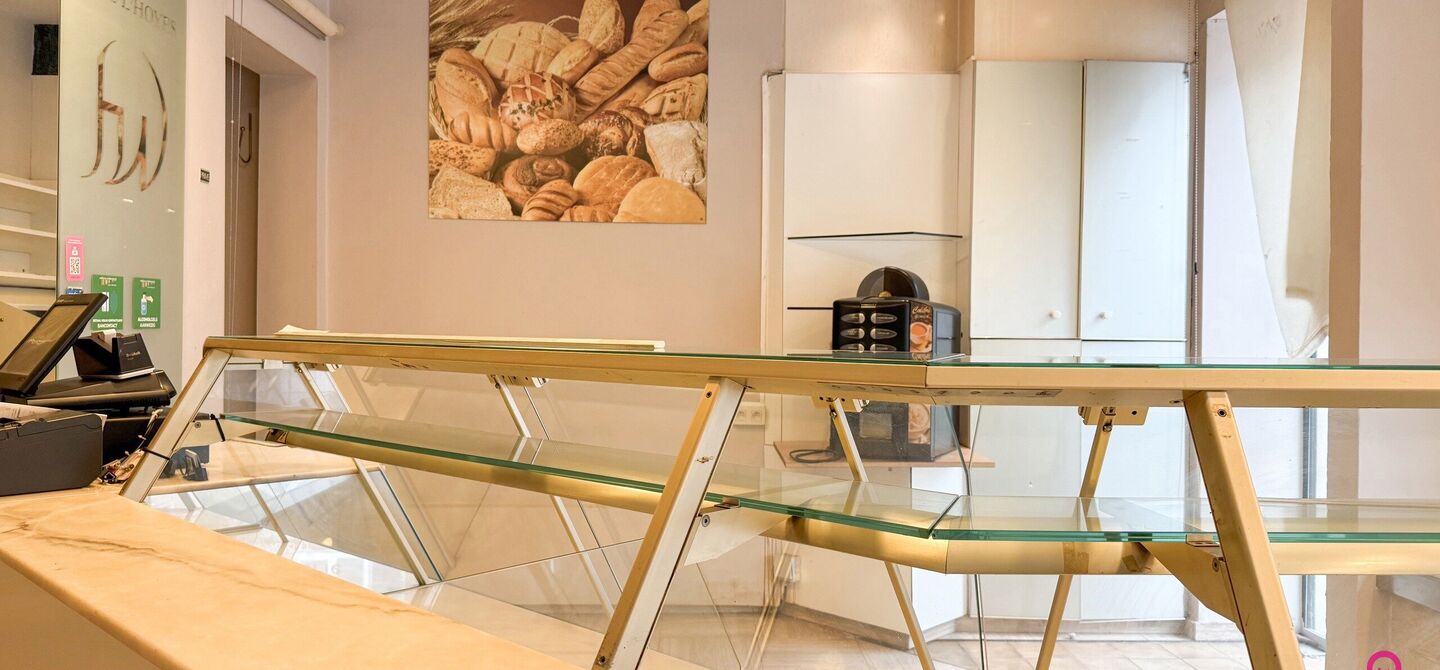 Gebouw voor gemengd gebruik te koop in Wellen