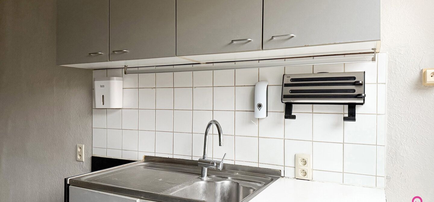 Gebouw voor gemengd gebruik te koop in Wellen