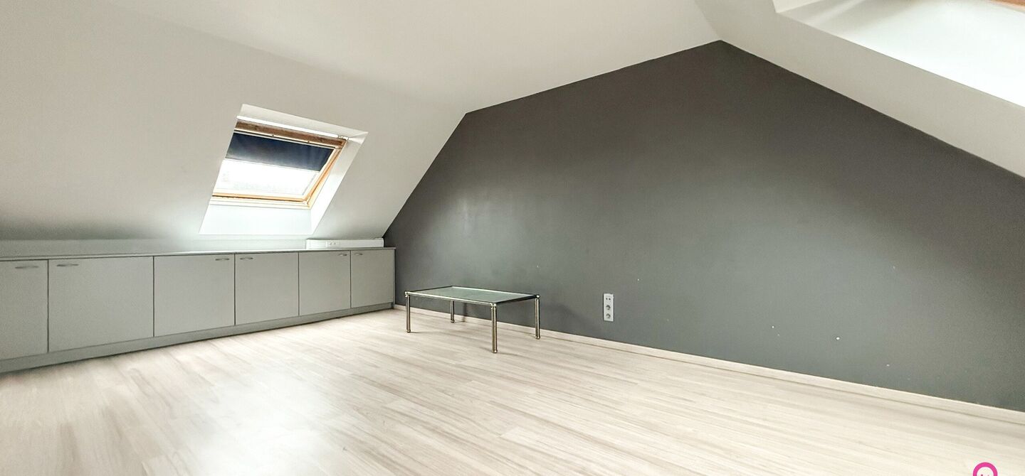 Gebouw voor gemengd gebruik te koop in Wellen