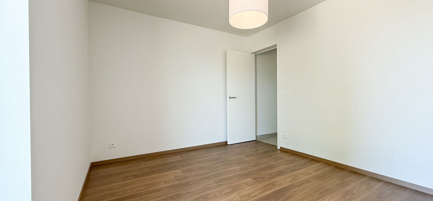 Gelijkvloerse verd. + tuin te huur in Heusden-Zolder