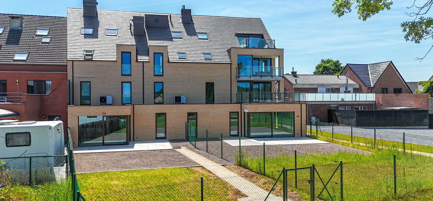 Gelijkvloerse verd. + tuin te huur in Heusden-Zolder