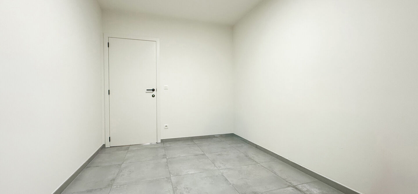 Gelijkvloerse verd. + tuin te koop in Beringen