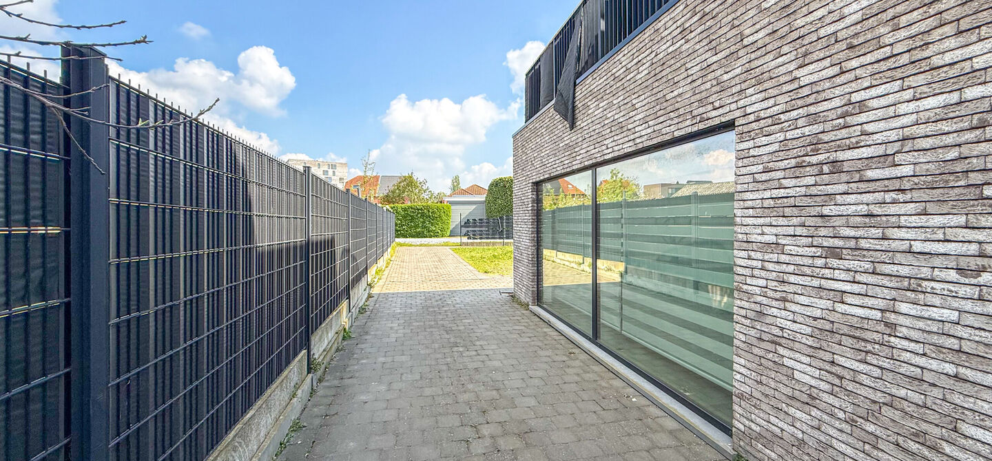 Gelijkvloerse verd. + tuin te koop in Beringen