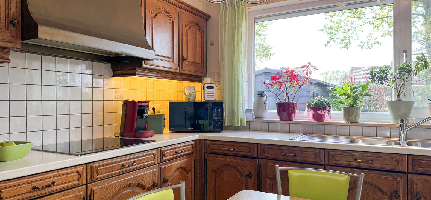 Bij ImmoFusion 7/7 &ldquo;open huis&rdquo; : klik op onze 3D-TOUR.
Ervaar vastgoed alsof je er zelf doorloopt!

Welkom in deze charmante open bebouwing, rustig gelegen in een aangename woonwijk te Heusden-Zolder. Deze instapklare woning combineert ruimte, comfort