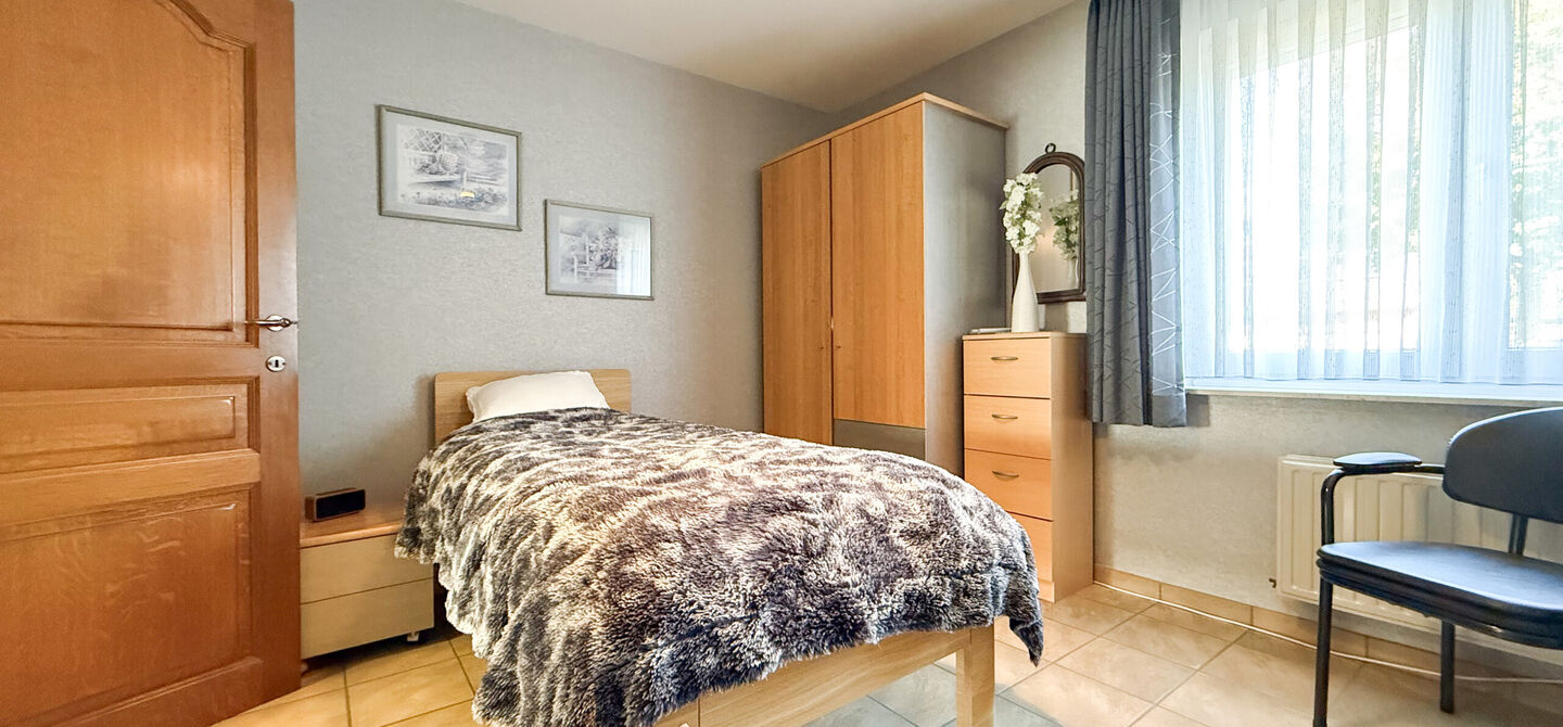Bij ImmoFusion 7/7 &ldquo;open huis&rdquo; : klik op onze 3D-TOUR.
Ervaar vastgoed alsof je er zelf doorloopt!

Welkom in deze charmante open bebouwing, rustig gelegen in een aangename woonwijk te Heusden-Zolder. Deze instapklare woning combineert ruimte, comfort