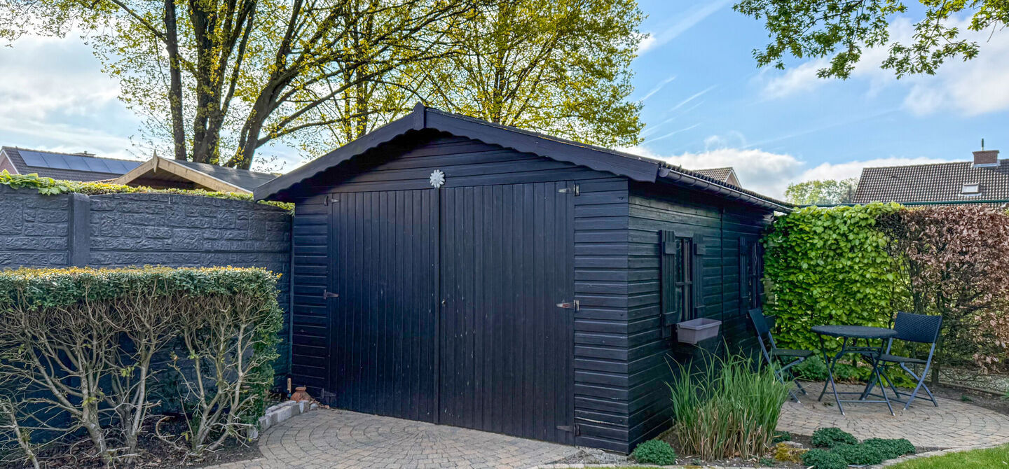 Bij ImmoFusion 7/7 &ldquo;open huis&rdquo; : klik op onze 3D-TOUR.
Ervaar vastgoed alsof je er zelf doorloopt!

Welkom in deze charmante open bebouwing, rustig gelegen in een aangename woonwijk te Heusden-Zolder. Deze instapklare woning combineert ruimte, comfort
