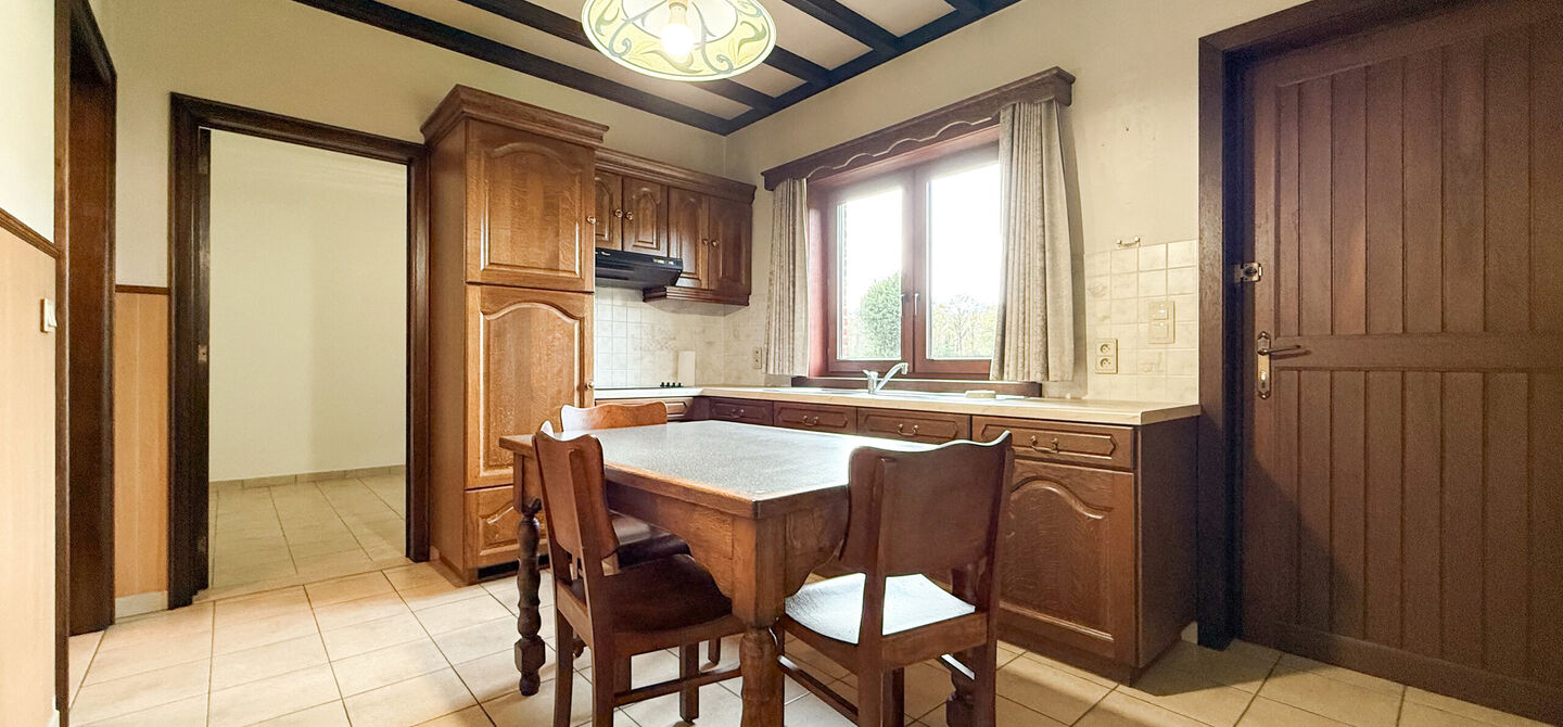 Bij ImmoFusion 7/7 “open huis”: klik op onze 3D-TOUR.
Ervaar vastgoed alsof je er zelf doorloopt!

Ontdek deze uitzonderlijk gelegen vrijstaande woning in de rustige, bosrijke omgeving van Paal. Wie houdt van natuur, privacy en een fenomenale perceelo