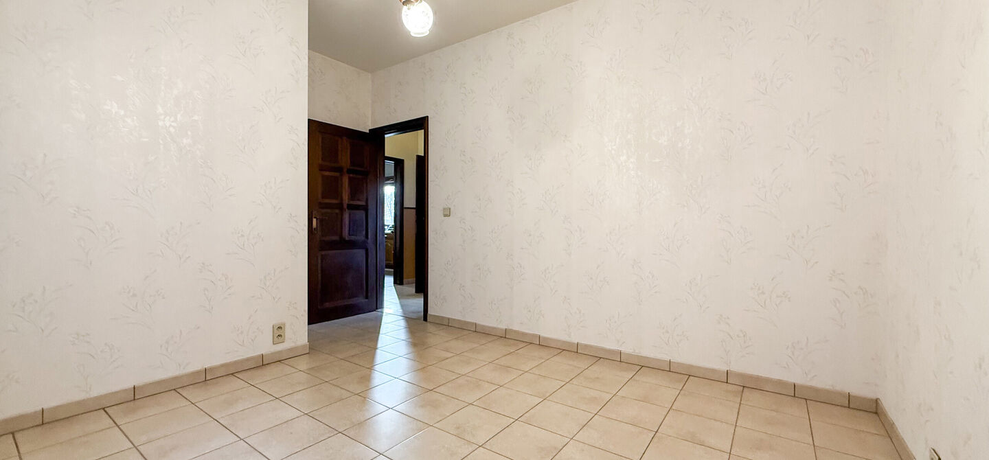 Bij ImmoFusion 7/7 “open huis”: klik op onze 3D-TOUR.
Ervaar vastgoed alsof je er zelf doorloopt!

Ontdek deze uitzonderlijk gelegen vrijstaande woning in de rustige, bosrijke omgeving van Paal. Wie houdt van natuur, privacy en een fenomenale perceelo