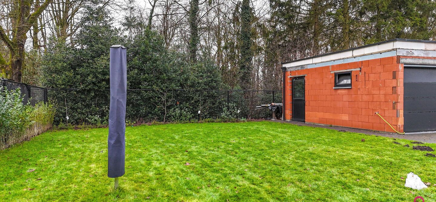 Bij ImmoFusion 7/7 &ldquo;open huis&rdquo; : klik op onze 3D-TOUR.
Ervaar vastgoed alsof je er zelf doorloopt!

Welkom in deze uitzonderlijke open bebouwing, gelegen op Witte Weg 18 te Koersel, waar moderne architectuur, ruimte en comfort naadloos samenvloeien. D