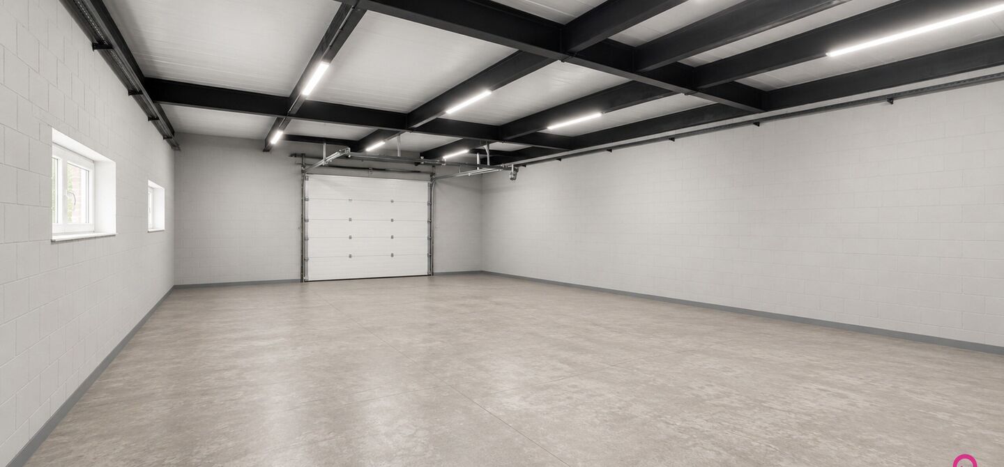 Ruime gezinswoning met vergunde garage van 125 m&sup2; op toplocatie in Koersel

Op een boogscheut van het groene karakter van Koersel en het geliefde Koersel Kapelleke vinden we deze verrassend ruime woning terug op een perceel van maar liefst 10 are. Dankzi