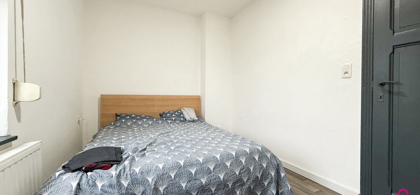Bij ImmoFusion 7/7 “open huis”: klik op onze 3D-TOUR.
Ervaar vastgoed alsof je er zelf doorloopt!

Stap binnen in deze charmante, volledig opgefriste woning, ideaal gelegen in een rustige woonwijk in Beringen. Met een bewoonbare oppervlakte van 101m²
