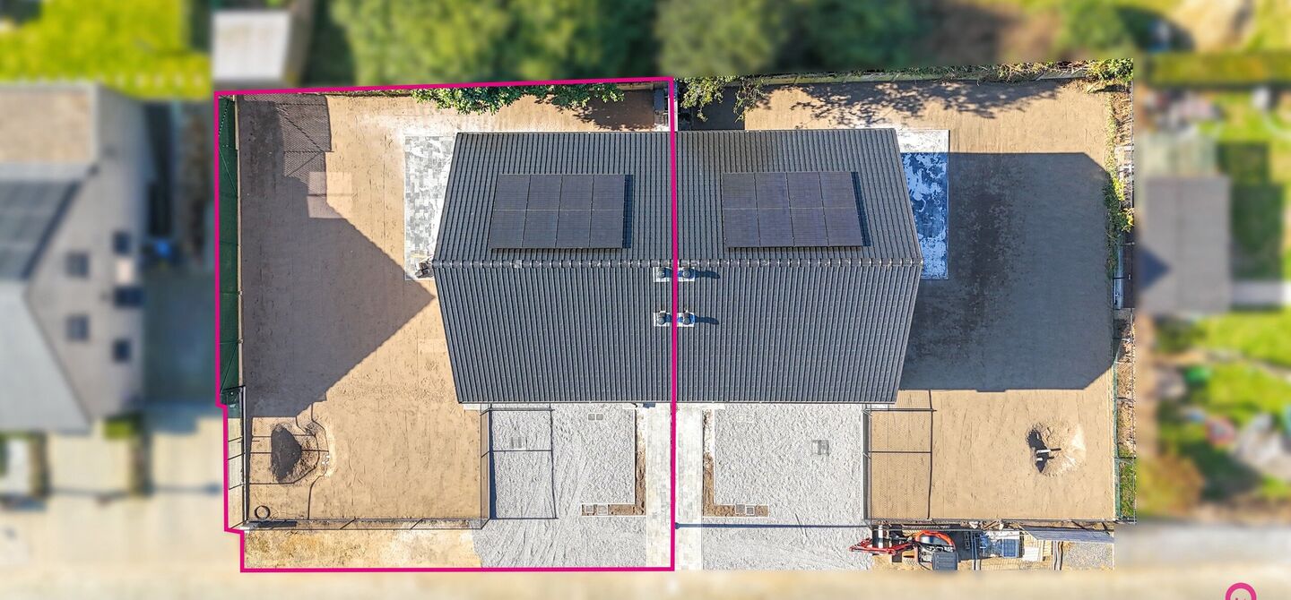 Bij ImmoFusion 7/7 “open huis” : klik op onze 3D-TOUR.
Ervaar vastgoed alsof je er zelf doorloopt!

Welkom in deze schitterende halfopen BEN-nieuwbouwwoning in Paal, voorzien van 3 slaapkamers met mogelijk tot 4 slaapkamers en grote tuin. Kopen is ver