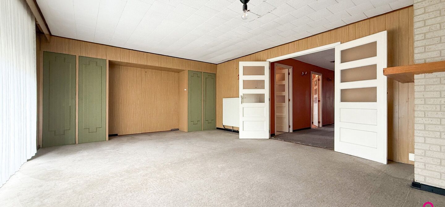 Bij ImmoFusion 7/7 “open huis”: klik op onze 3D-TOUR.
Ervaar vastgoed alsof je er zelf doorloopt!

Welkom op de Beverlosesteenweg 408 in Beringen: een uitzonderlijk ruime en volledig instapklare woning met maar liefst 6 slaapkamers, 2 badkamers, garag