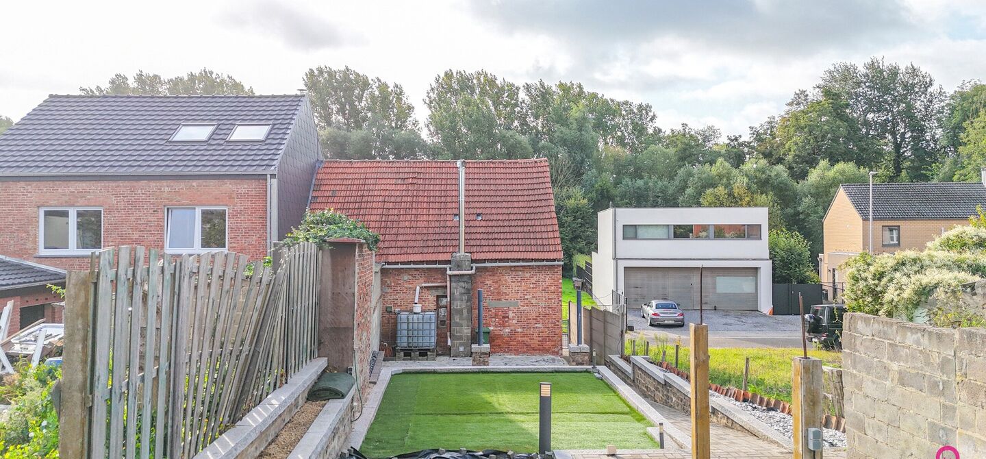Charmant renovatieproject met tuin in landelijk Heers